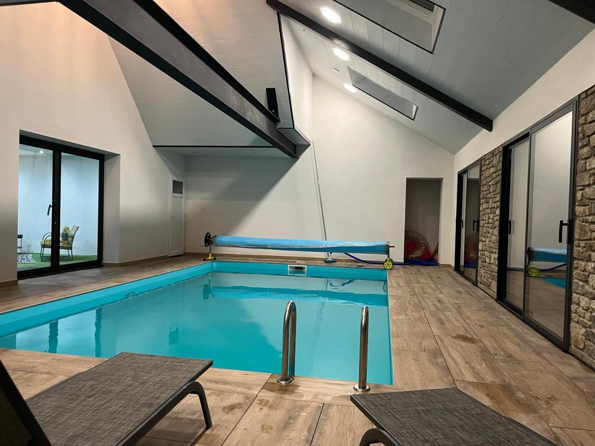 Caden Gite Ti Coz Ex Ti Maen Piscine Interieure 12 Personnes المظهر الخارجي الصورة